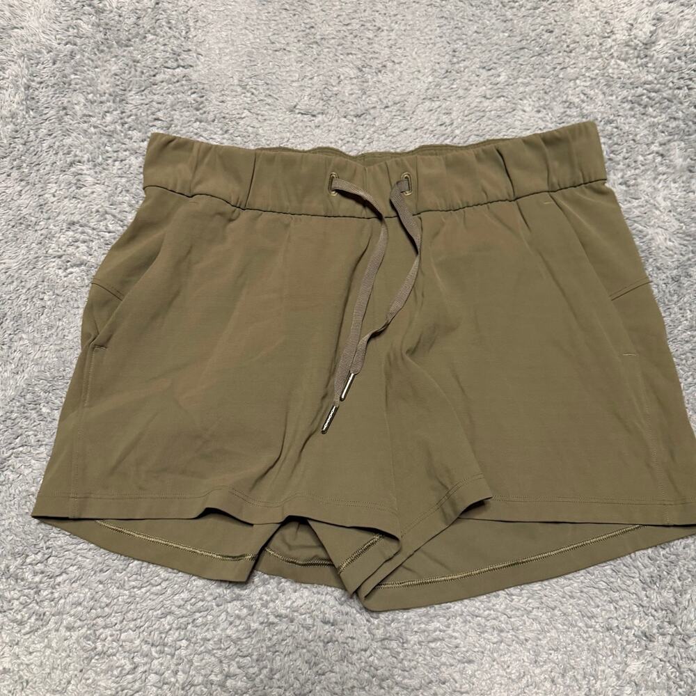 Lululemon On The Fly Short 2.5" Womens 8 Green W7AG7S Performance